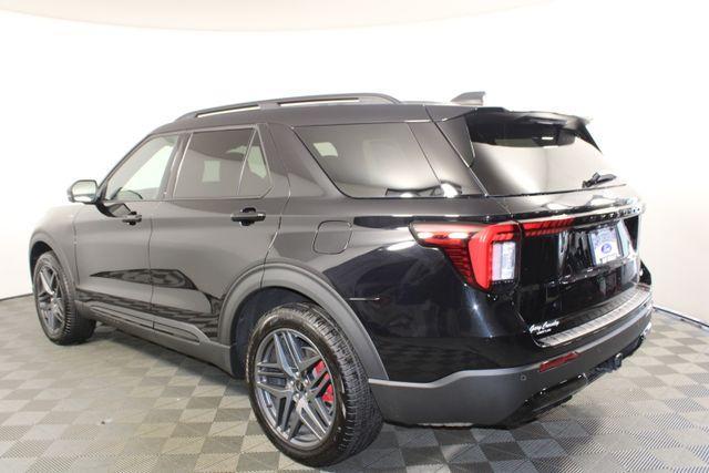 Photo of 2025 Agate Black Metallic Ford Explorer