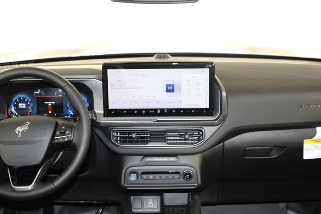 Photo of 2025 Azure Gray Metallic Ford Bronco Sport