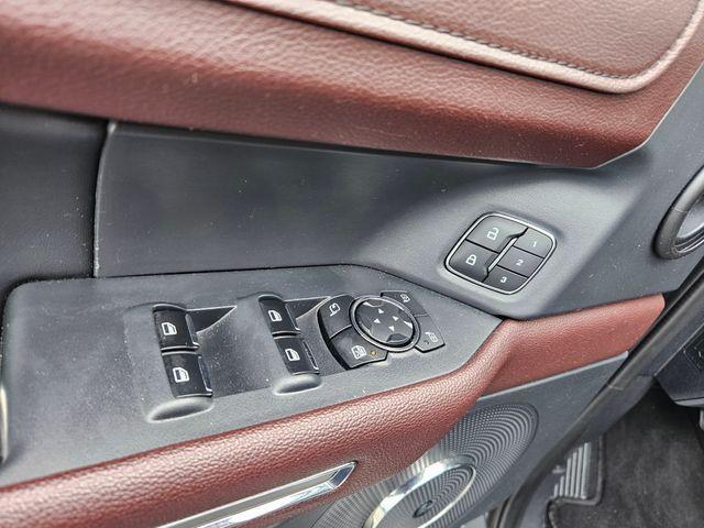 Photo of 2024 Iconic Silver Metallic Ford Expedition Max