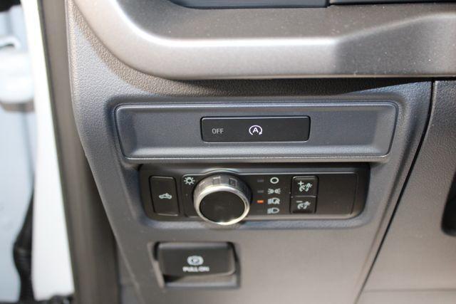 Photo of 2025 Oxford White Ford F-150