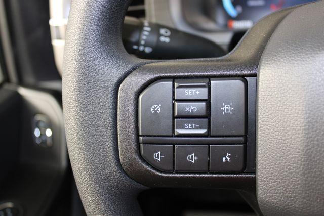 Photo of 2025 Oxford White Ford F-150