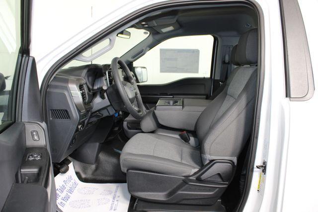Photo of 2025 Oxford White Ford F-150