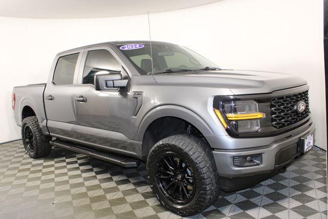 Photo of 2024 Carbonized Gray Metallic Ford F-150