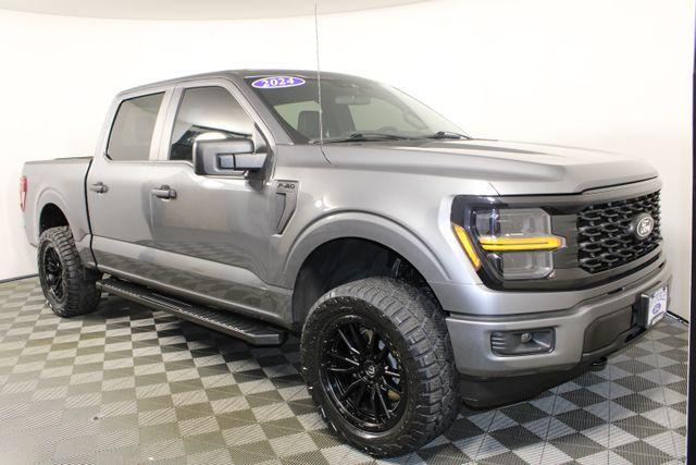 Photo of 2024 Carbonized Gray Metallic Ford F-150
