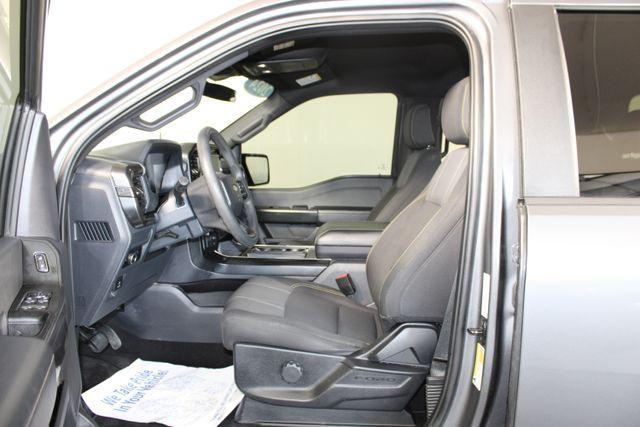 Photo of 2024 Carbonized Gray Metallic Ford F-150