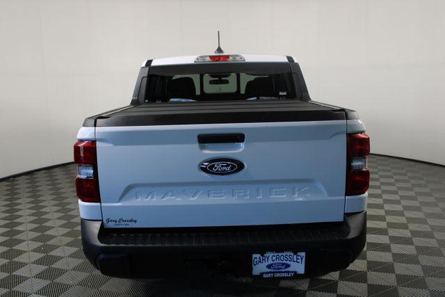 Photo of 2025 Oxford White Ford Maverick