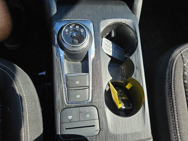 Photo of 2023 Oxford White Ford Escape
