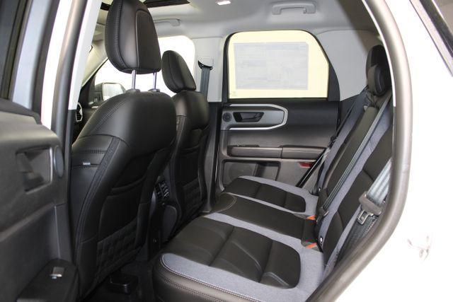 Photo of 2025 Oxford White Ford Bronco Sport