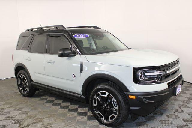 Photo of 2024 Cactus Green / Gray Ford Bronco Sport