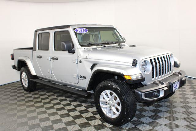 2023 Jeep Gladiator