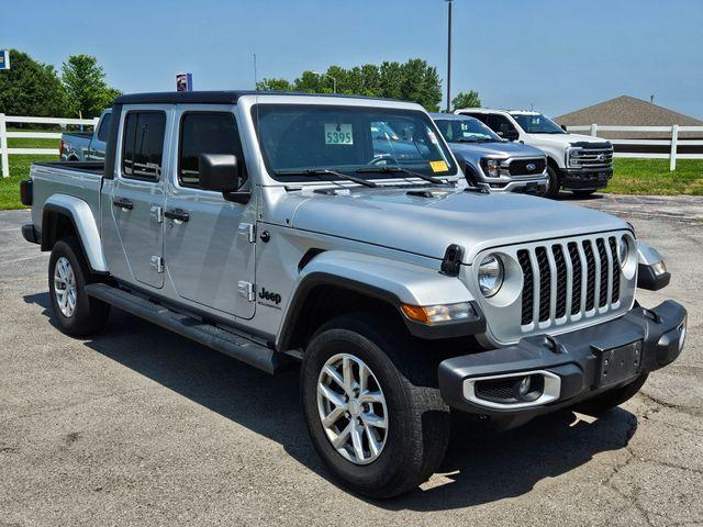 2023 Jeep Gladiator