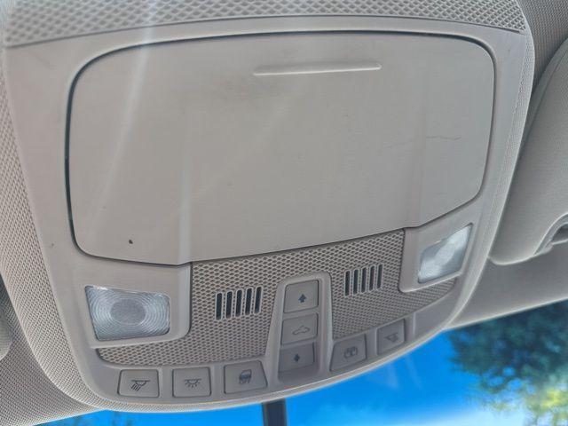Photo of 2013 Bordeaux Reserve Lincoln MKZ