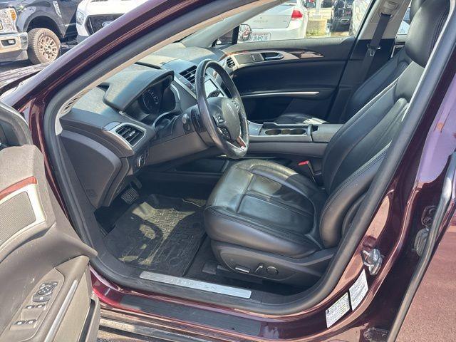 Photo of 2013 Bordeaux Reserve Lincoln MKZ