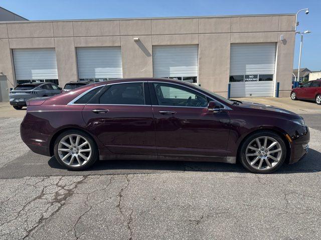 Photo of 2013 Bordeaux Reserve Lincoln MKZ