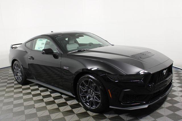 Photo of 2025 Shadow Black Ford Mustang