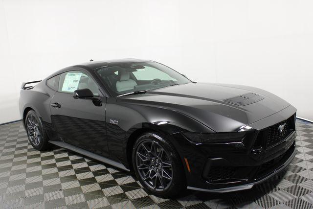 Photo of 2025 Shadow Black Ford Mustang