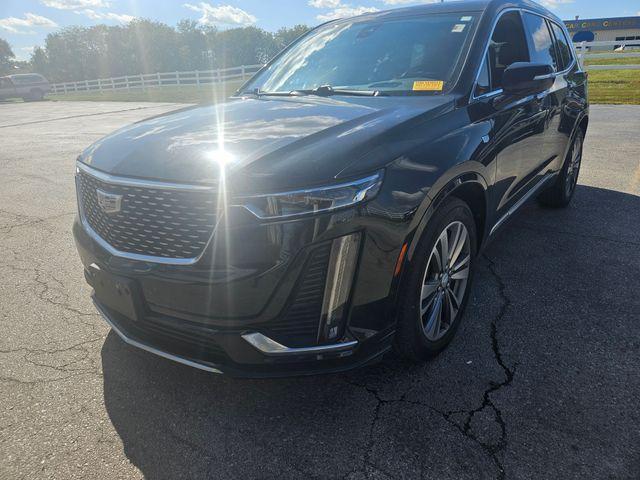 Photo of 2020 Stellar Black Metallic Cadillac XT6