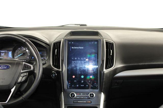 Photo of 2024 Iconic Silver Metallic Ford Edge