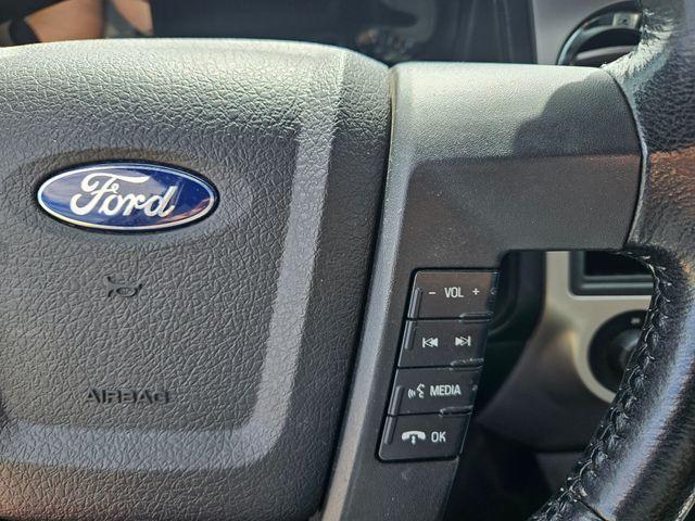 Photo of 2017 Ingot Silver Ford Expedition