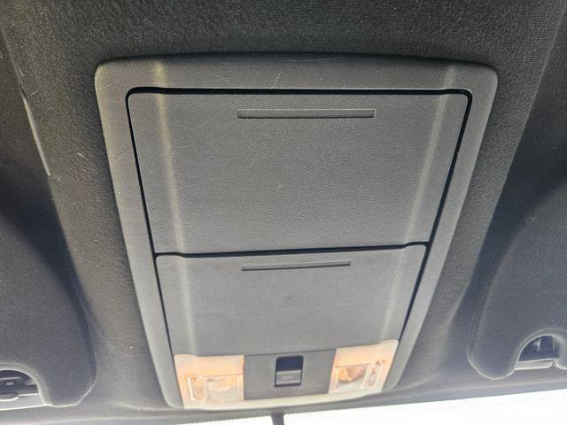 Photo of 2017 Ingot Silver Ford Expedition