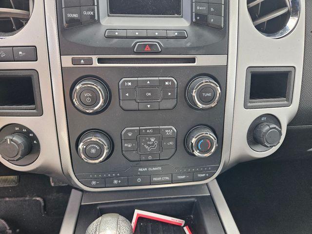 Photo of 2017 Ingot Silver Ford Expedition