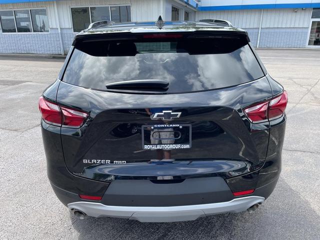 Photo of 2022 Black Chevrolet Blazer