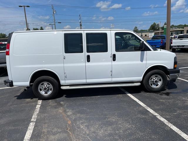 Photo of 2023 Summit White GMC Savana 2500