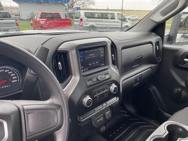 Photo of 2023 Summit White GMC Sierra 2500