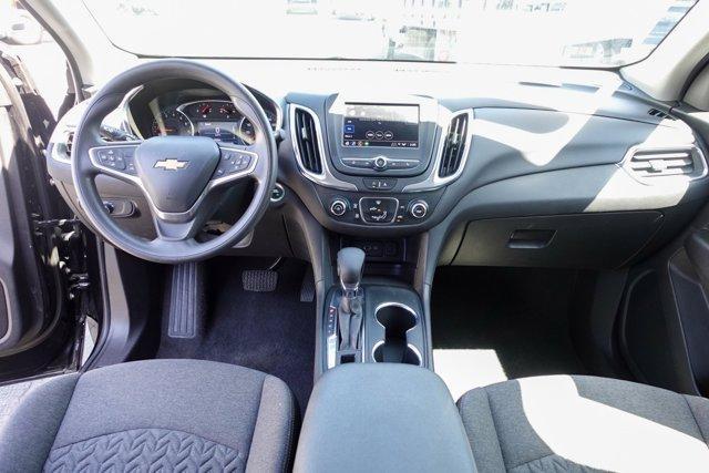Photo of 2023 Mosaic Black Metallic Chevrolet Equinox