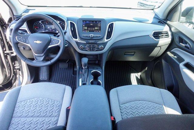 Photo of 2024 Mosaic Black Metallic Chevrolet Equinox