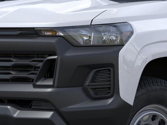 Photo of 2026 Summit White Chevrolet Colorado