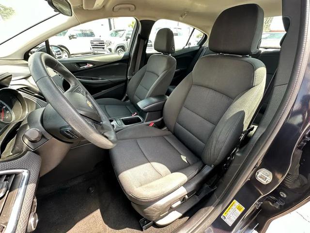 Photo of 2016 BLUE Chevrolet Cruze