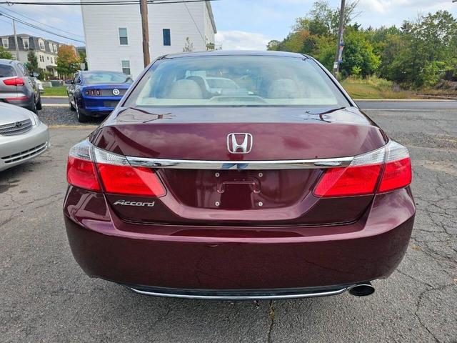 Photo of 2015 Basque Red Pearl II Honda Accord