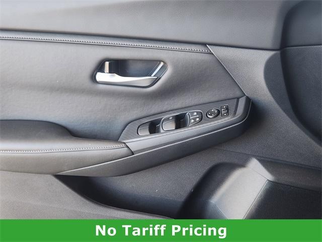 Photo of 2025 Gun Metallic Nissan Sentra