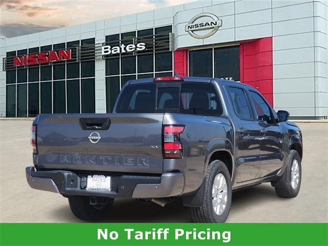 Photo of 2022 Gun Metallic Nissan Frontier