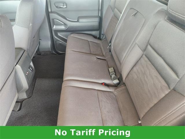 Photo of 2022 Gun Metallic Nissan Frontier