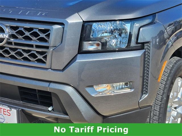 Photo of 2022 Gun Metallic Nissan Frontier