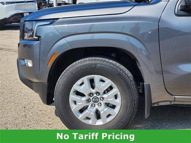 Photo of 2022 Gun Metallic Nissan Frontier