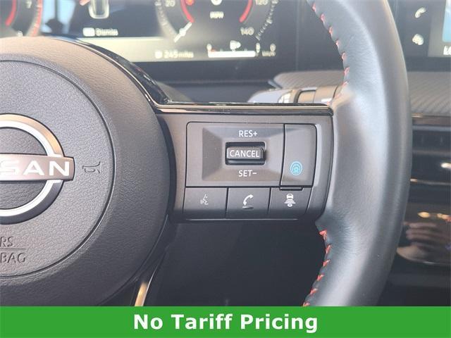 Photo of 2025 Aspen White Tri Nissan Kicks