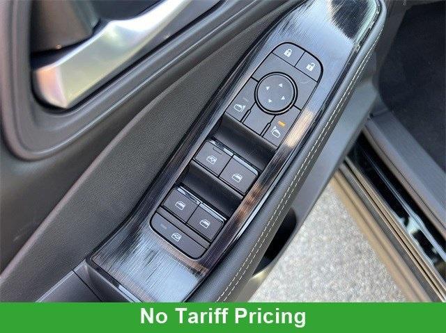 Photo of 2025 Black Nissan Rogue