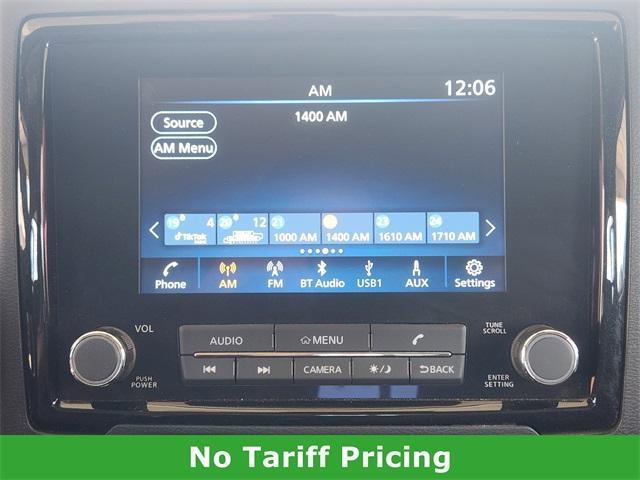 Photo of 2024 Glacier White Nissan Frontier