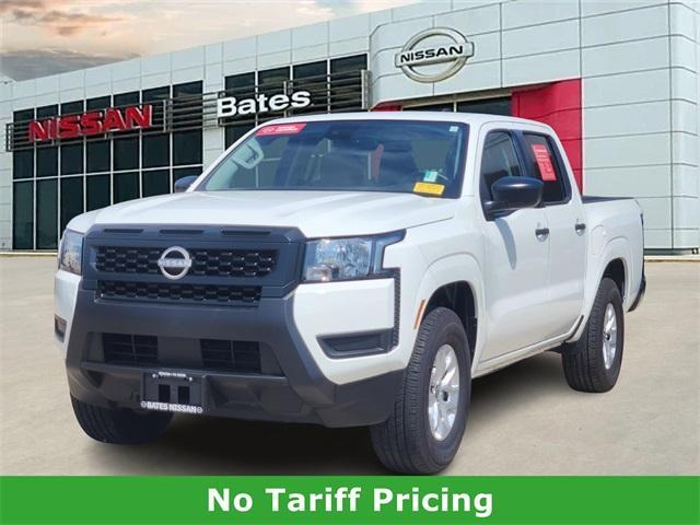 Photo of 2025 Glacier White Nissan Frontier