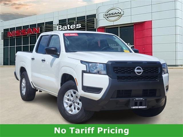 Photo of 2025 Glacier White Nissan Frontier
