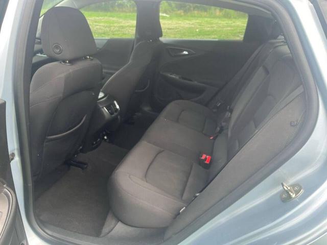 Photo of 2017 Turquoise Chevrolet Malibu