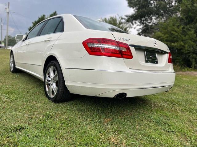 Photo of 2011 White Mercedes-Benz E-Class