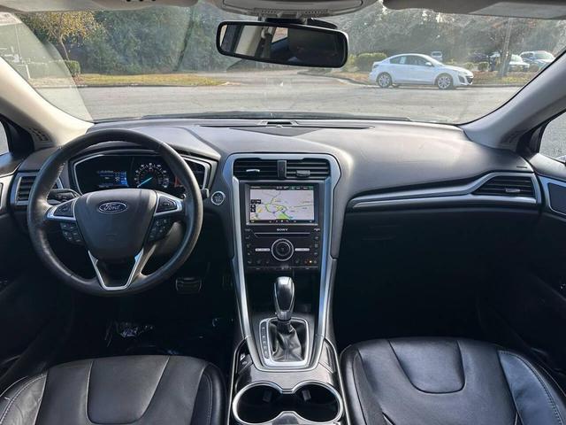 Photo of 2016 Gray Ford Fusion