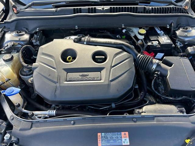Photo of 2016 Gray Ford Fusion