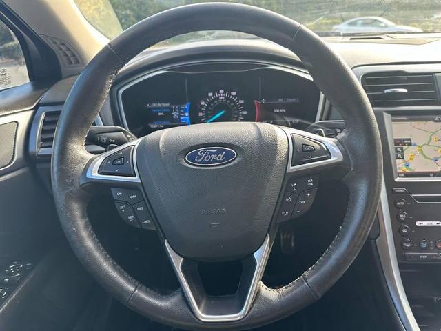 Photo of 2016 Gray Ford Fusion