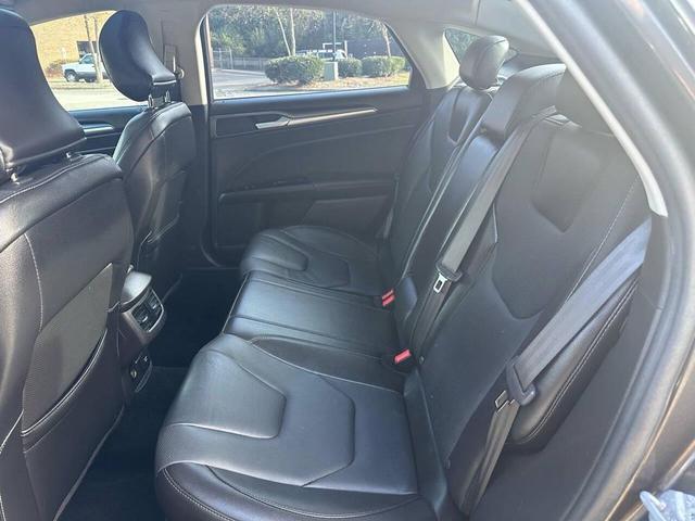 Photo of 2016 Gray Ford Fusion