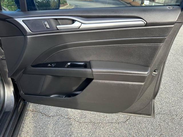 Photo of 2016 Gray Ford Fusion